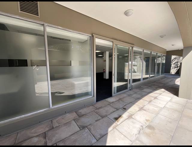 255M² OFFICE TO LET IN CLAREMONT